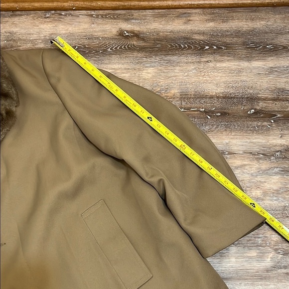 Classic Trench Coat With Fur Collar Men's Size 50 Regular Vintage Botany 500 - Picture 10 of 16